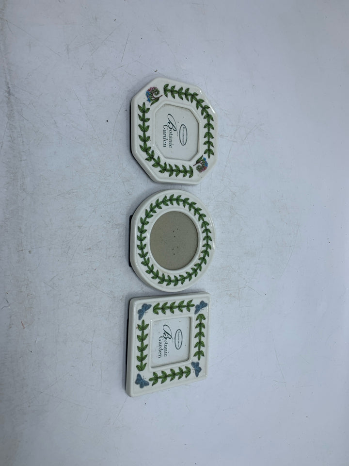 3 MINI BOTANIC GARDEN FRAMES.