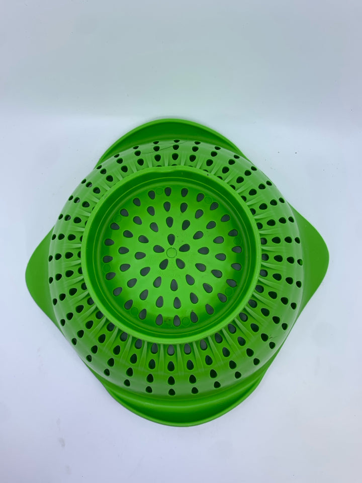 PRESERVE GREEN COLANDER.