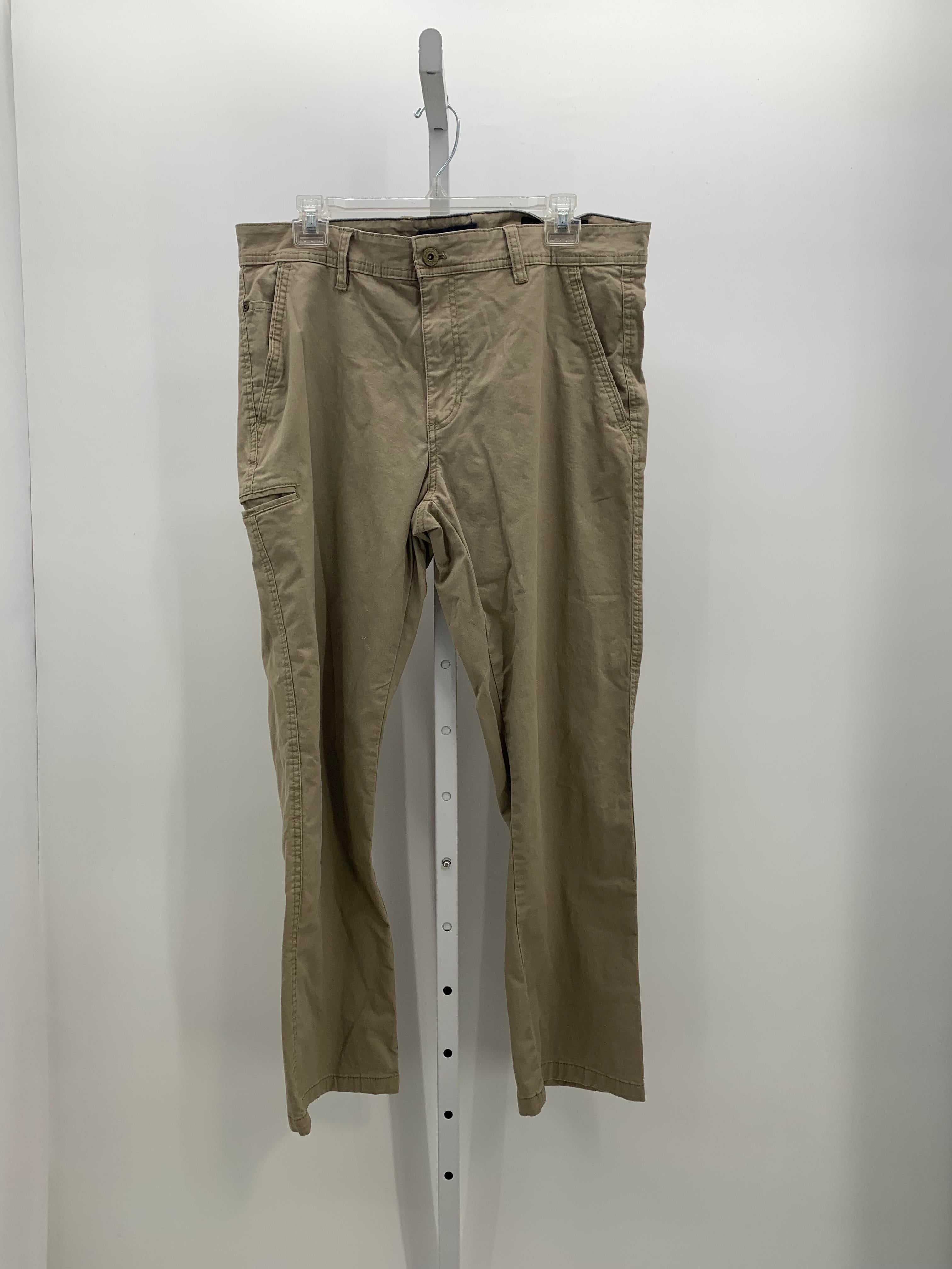 REGULAR FIT KHAKI