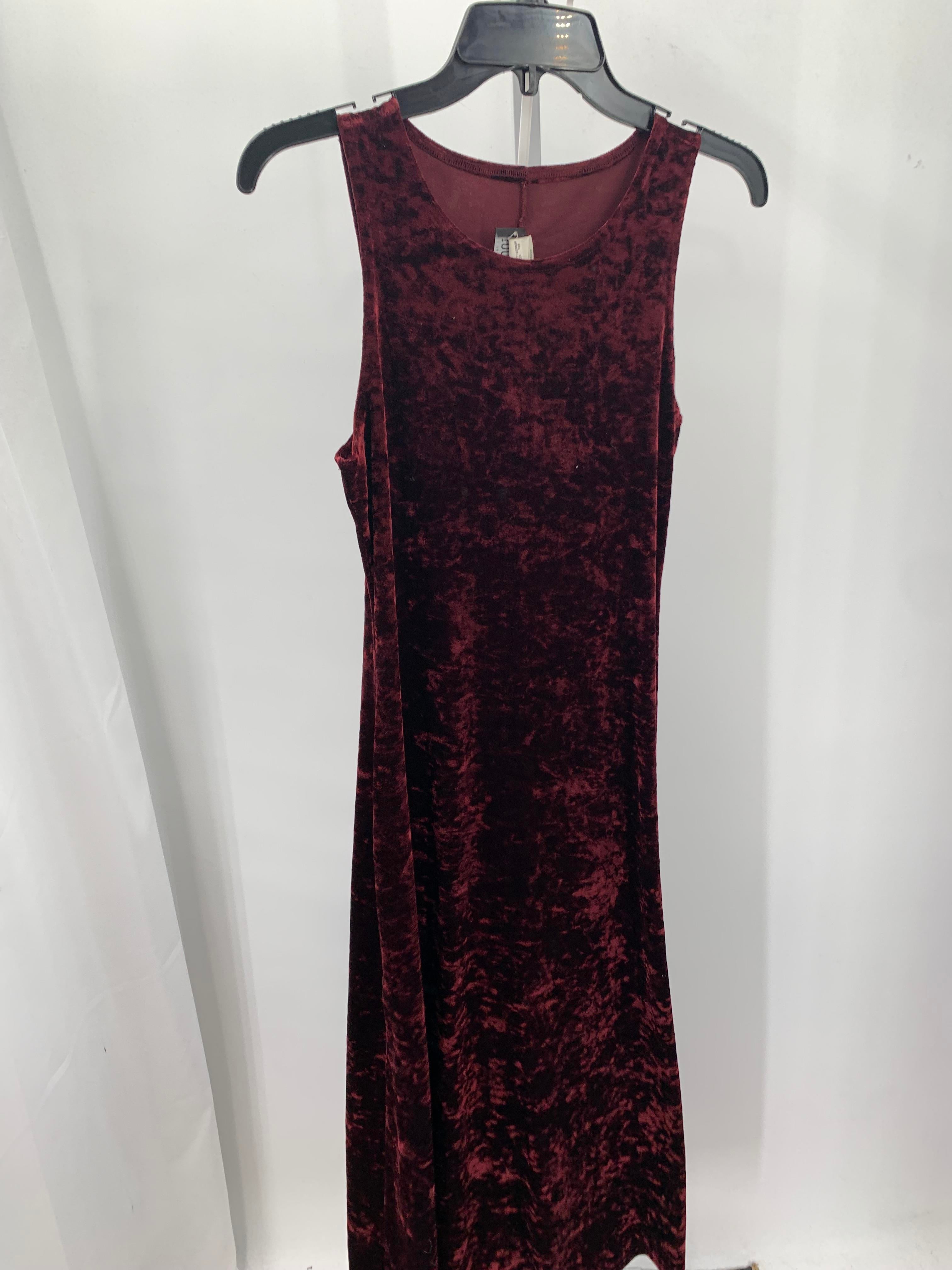 Byer Too Size Medium Juniors Sleeveless Dress