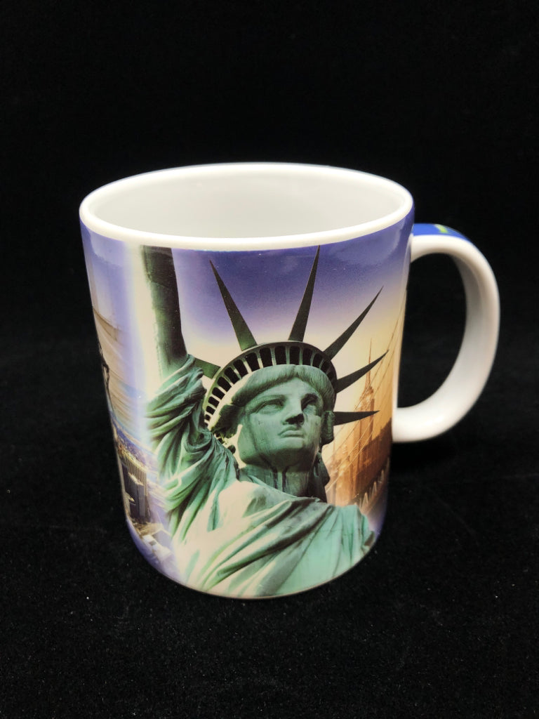 NEW YORK CITY MUG.