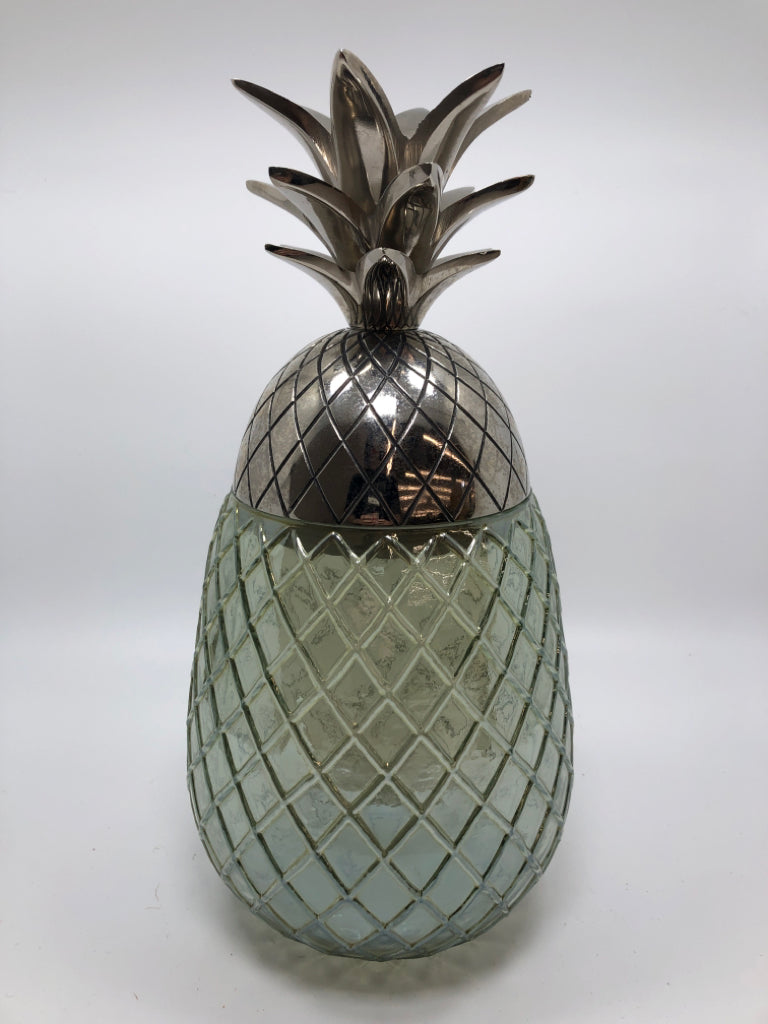 GLASS PINEAPPLE JAR W/SILVER LID.
