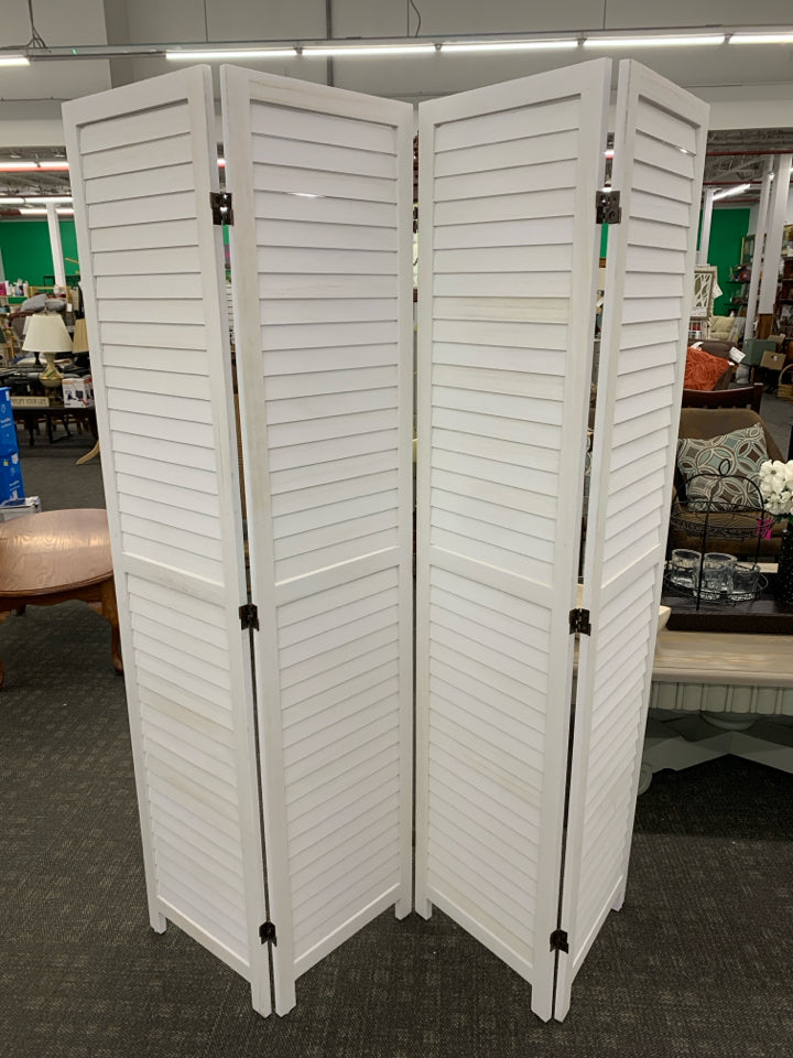 FREE STANDING WHITE DIVIDER DOOR.
