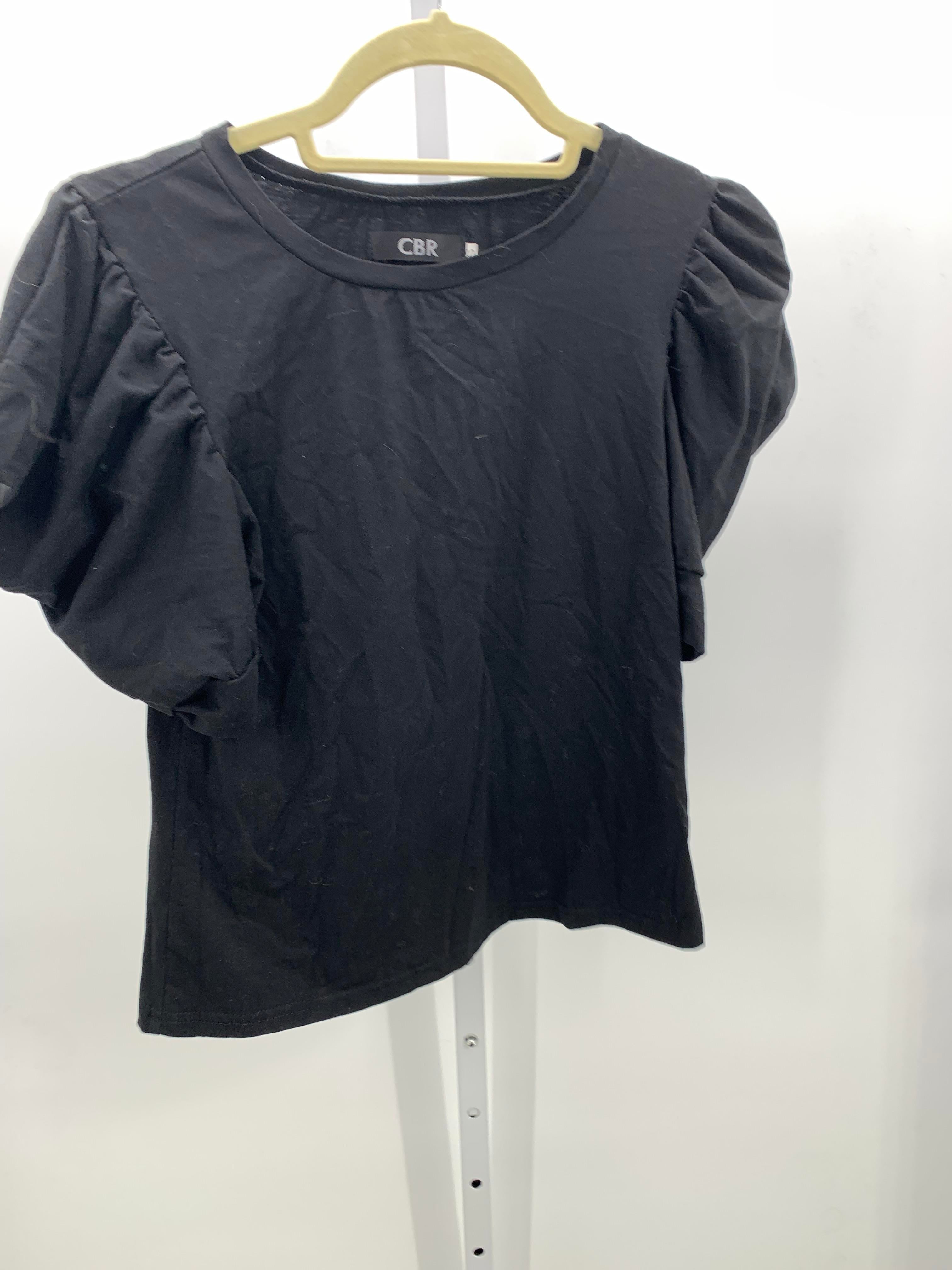 Size Small Juniors Short Sleeve Shirt