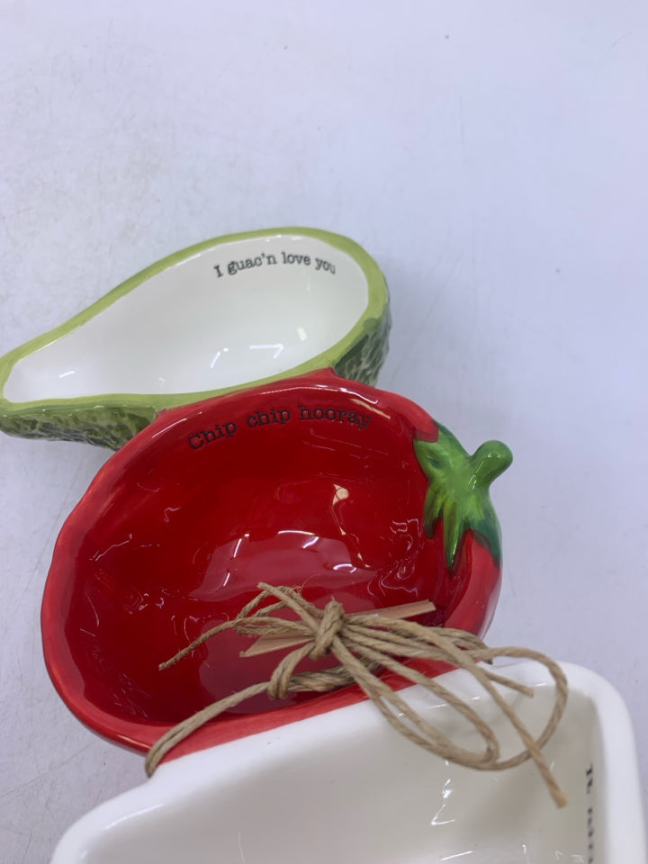 NEW AVOCADO,TOMATO AND CHEESE BLOCK FUSED CERAMIC DIP SET.