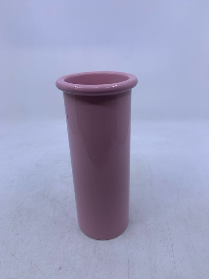 CERAMIC PINK CYLINDER VASE.