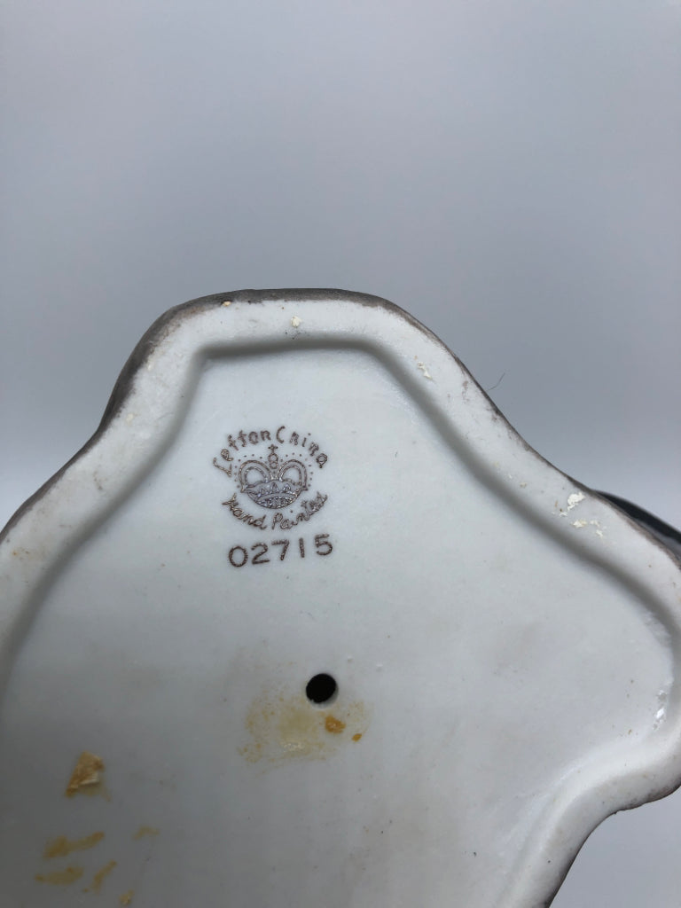 LEFTON CHINA SEAGULL/FISH FIGURINE.