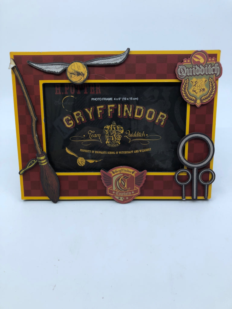 GRYFFINDOR PHOTO FRAME.