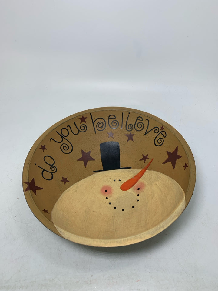 YELLOW DO YOU BELIEVE LARGE SNOWMAN FACE BOWL PRIMITIVE STYLE.