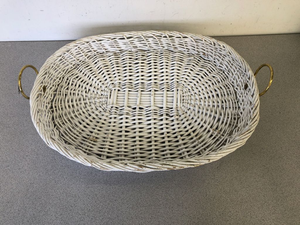 WHITE OVAL WICKER  BASKET/TRAY W GOLD HARDWARE HANDLES.
