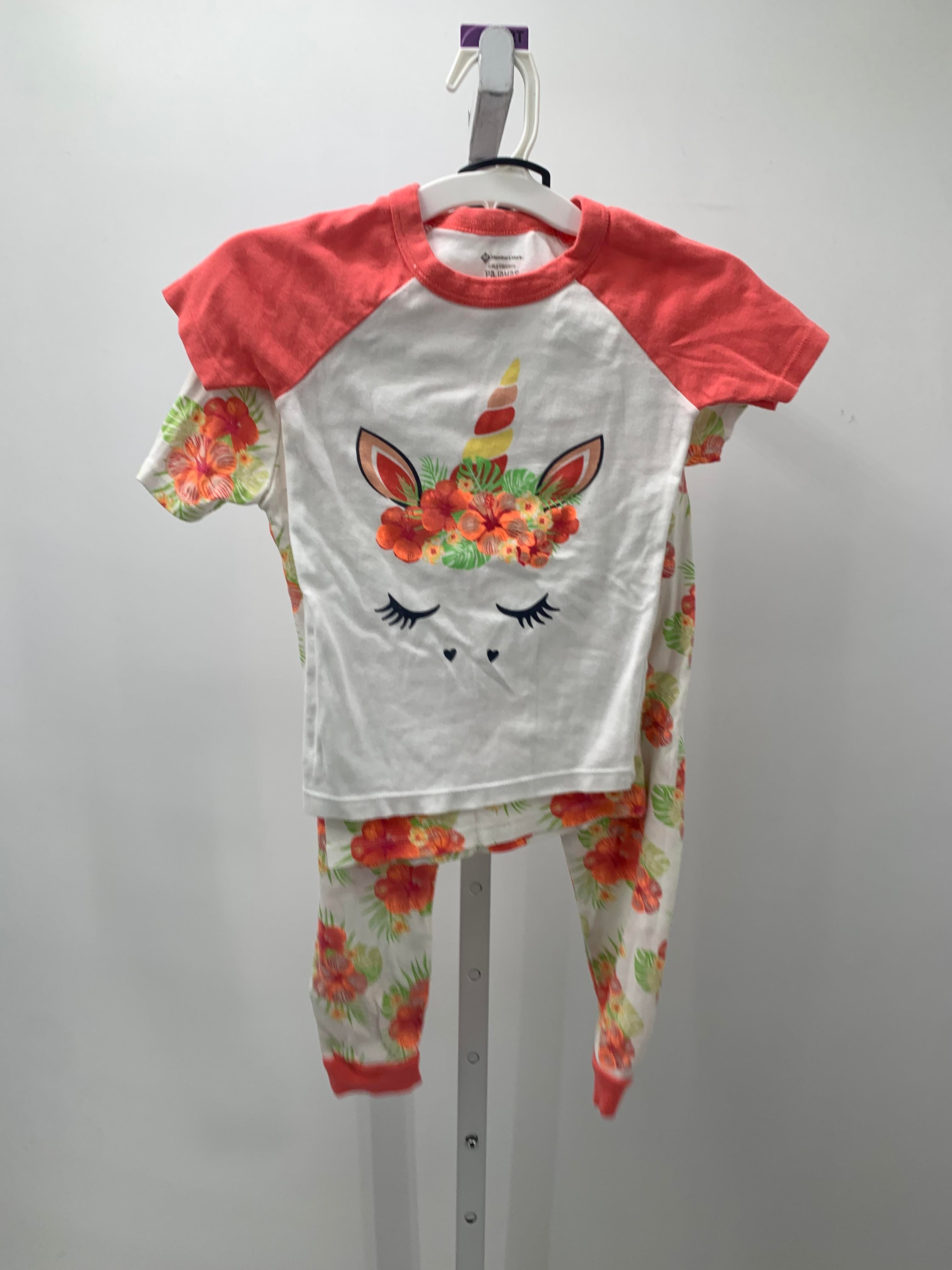 Size 5T Girls Pajamas