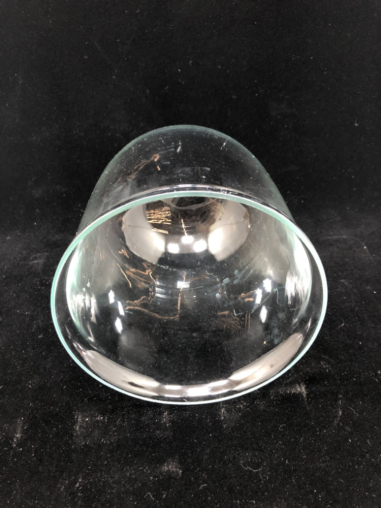 METAL SCROLL W/CLEAR GLASS CANDLE HOLDER.