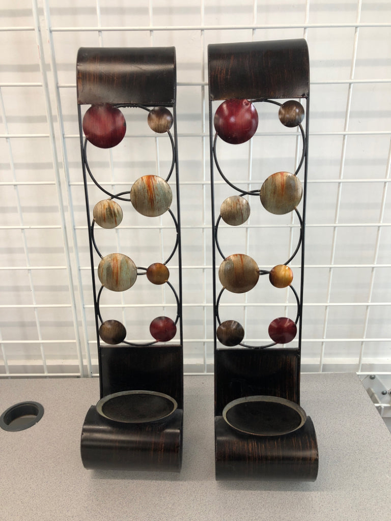 2 METAL WALL-SCONCES W/WELDED CIRCLE DESIGN.