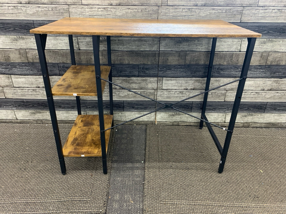 WOOD TOP DESK W/METAL LEGS AND TWO SHELVES.