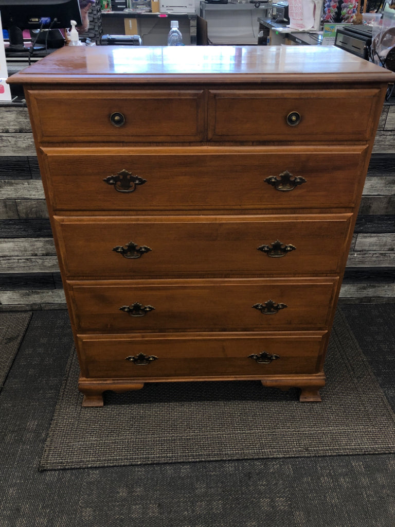 SOLID OAK MAPLE 5-DRAWER DRESSER-SPRAGUE & CARLETON.