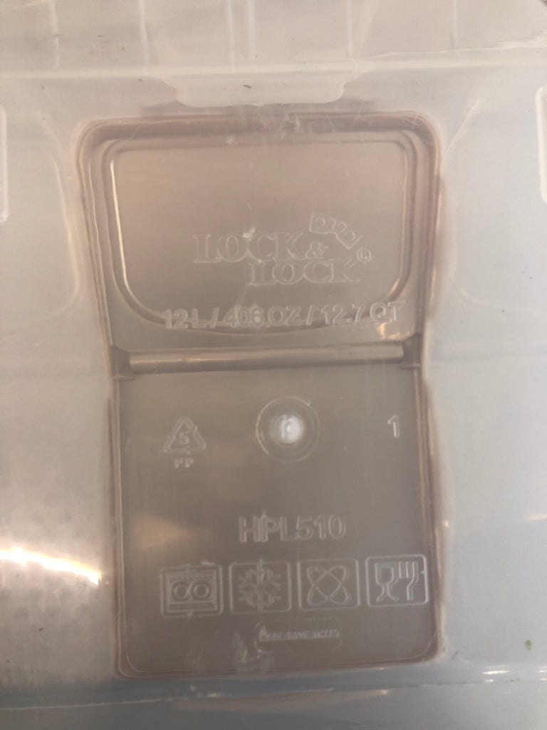 PLASTIC LOCK AND LOCK STORAGE W/FLIP LID.