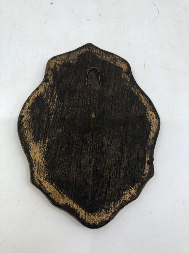 VTG MINI GLASS FRAME WOOD MIRROR.