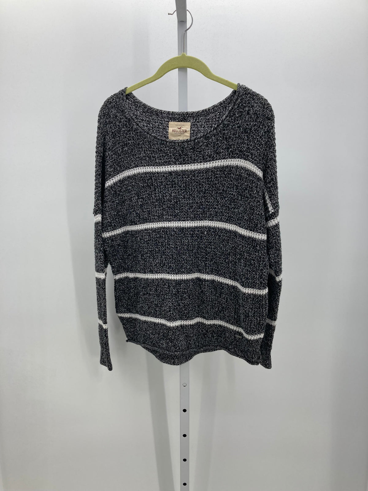 Hollister Size Medium Juniors Long Sleeve Sweater