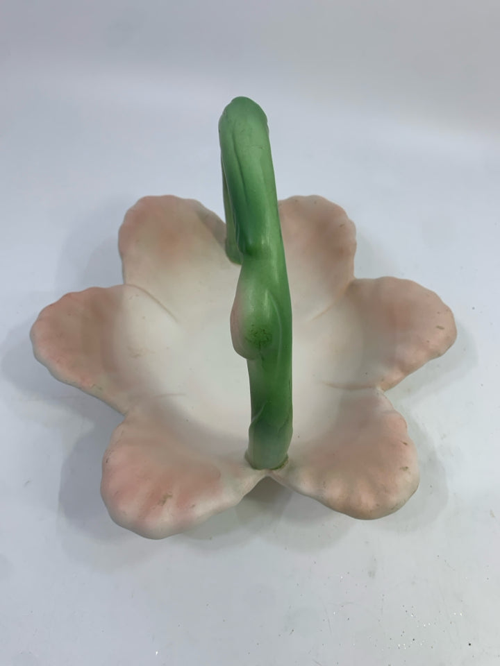 PINK FLOWER CERAMIC DISH W/GREEN HANDLE.