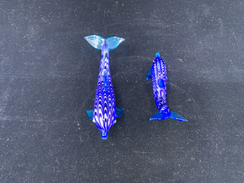2 LENOX "DEEP BLUE DOLPHINS" ART GLASS.