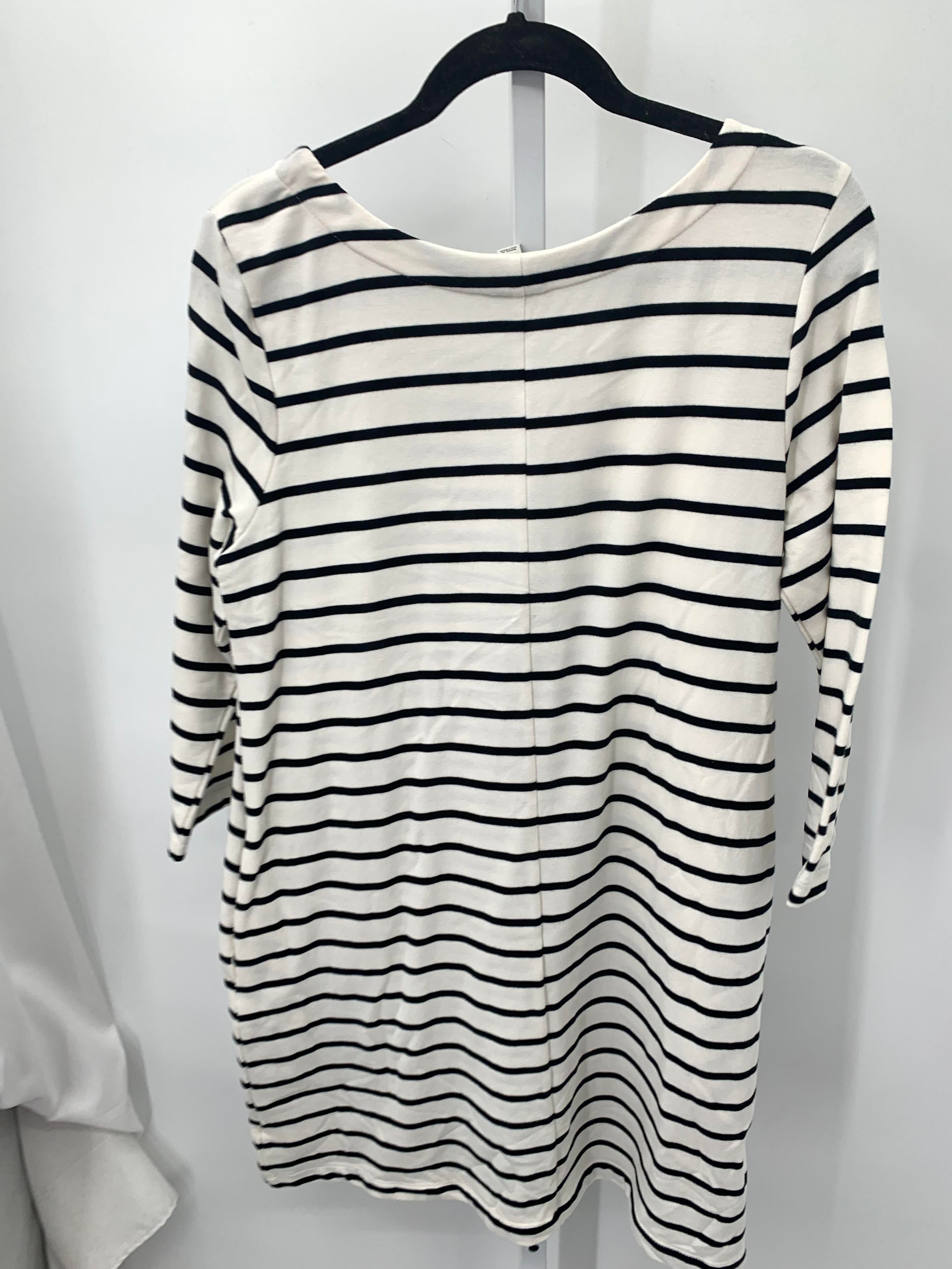A New Day Size Large Misses Long Sleeve Dress