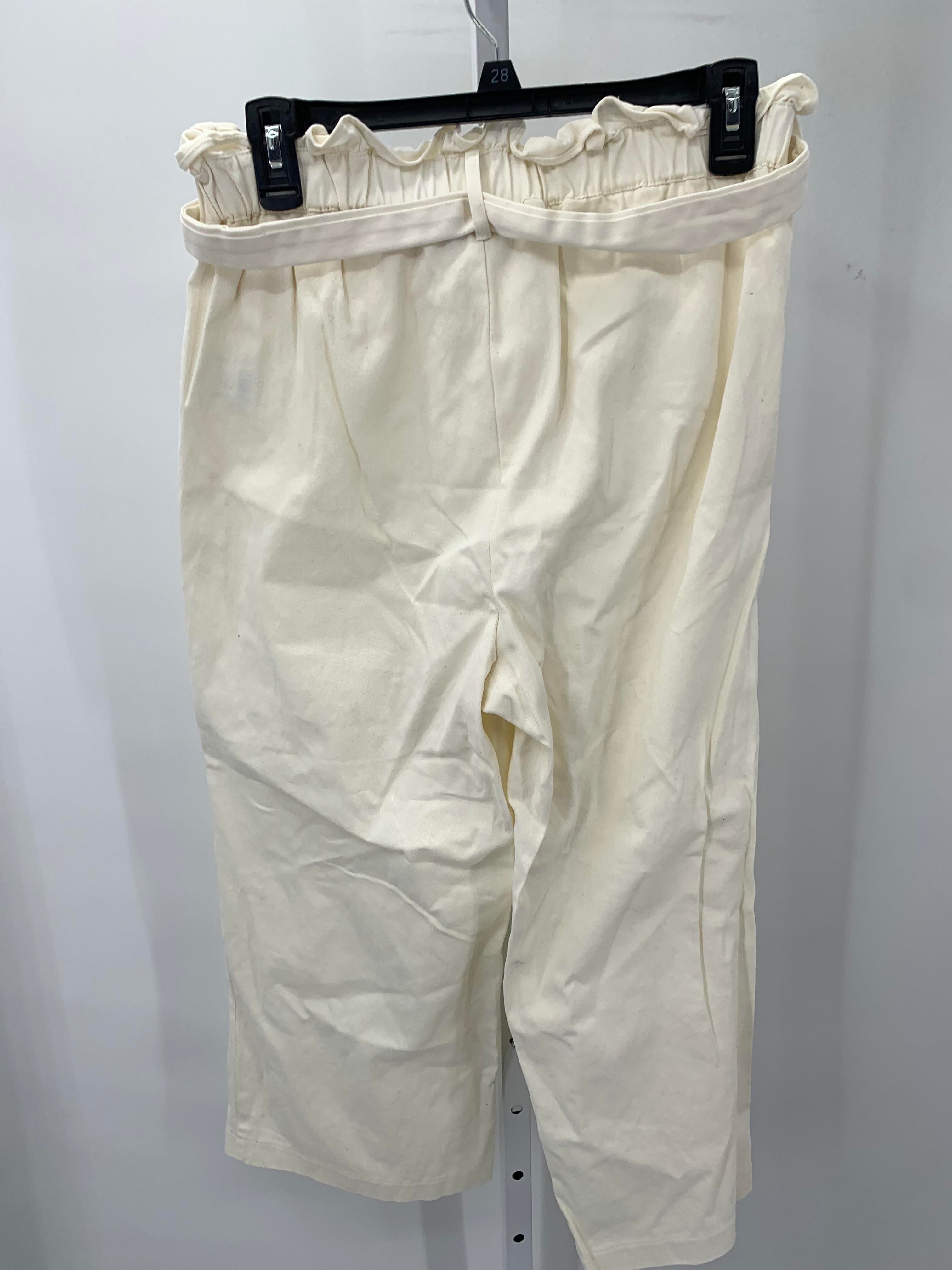 Fever Size Medium Misses Capri Pants