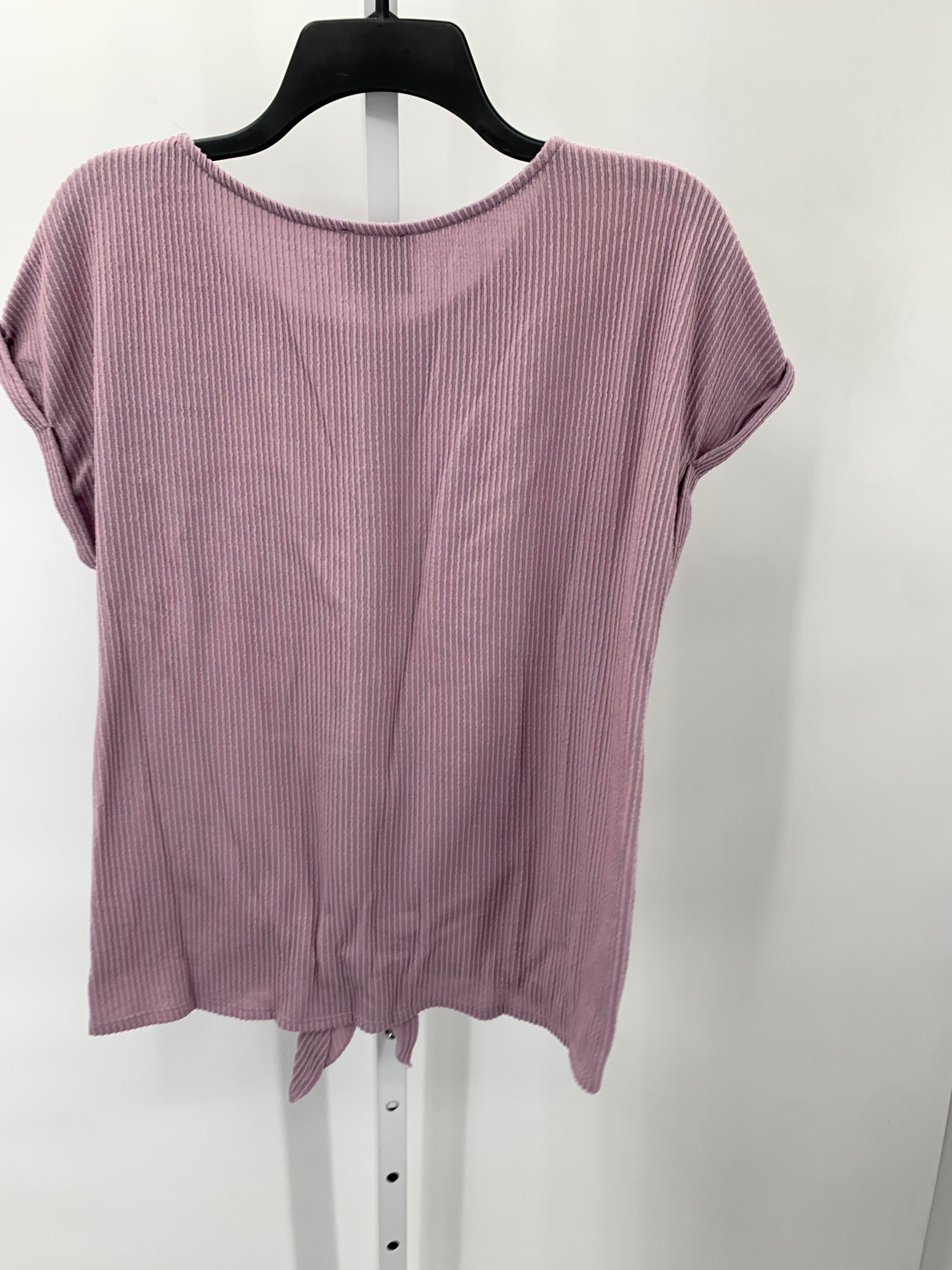 W5 Size Medium Misses Short Sleeve Shirt