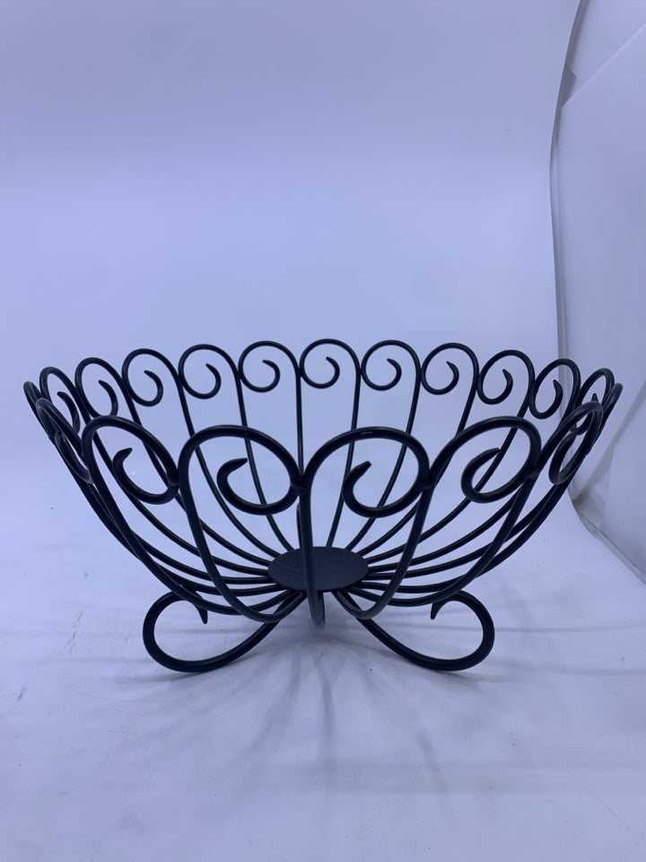 BLACK METAL FOOTED FRUIT BOWL.