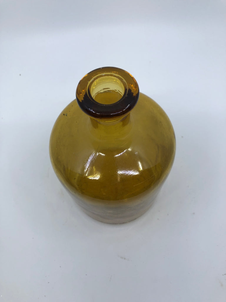 CRACKLE AMBER GLASS BOTTLE W NARROW TOP.