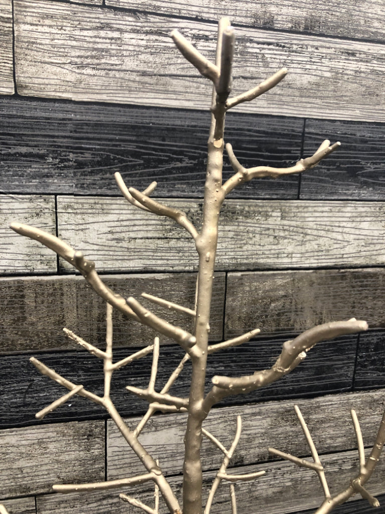 METAL PAINTED GOLD BARE TREE.