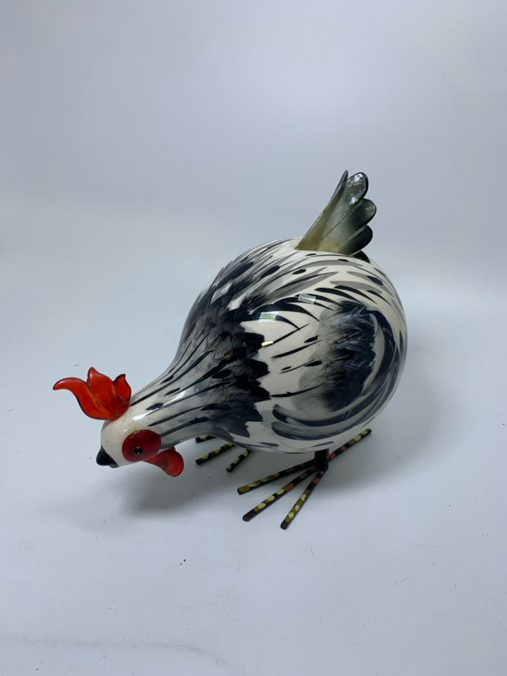 CERAMIC HEN W/ SPRING LEGS.