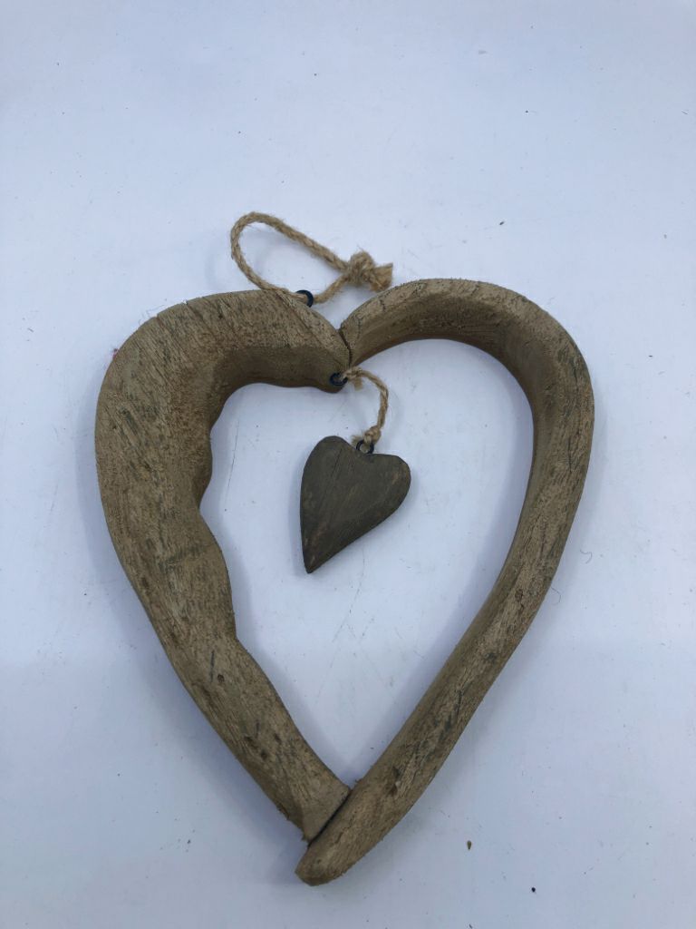 WOOD HEART W/SMALL HEART WALL DECOR.