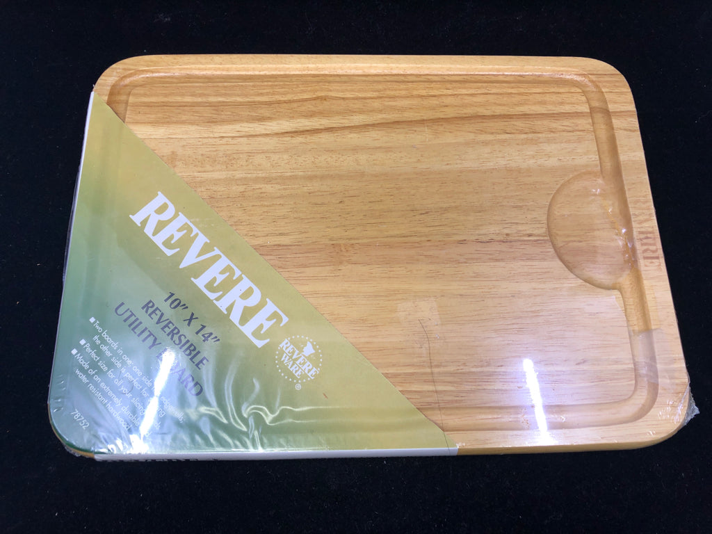 NIP REVERE DOUBLE SIDED CUTTING BOARD.