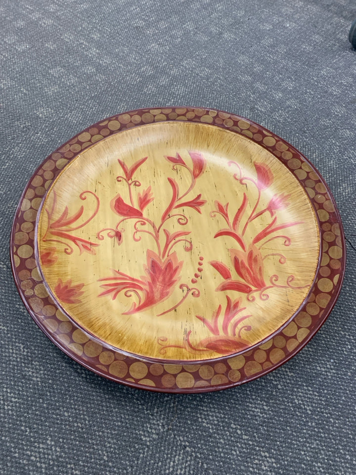 LG RED/TAN CENTERPIECE BOWL.
