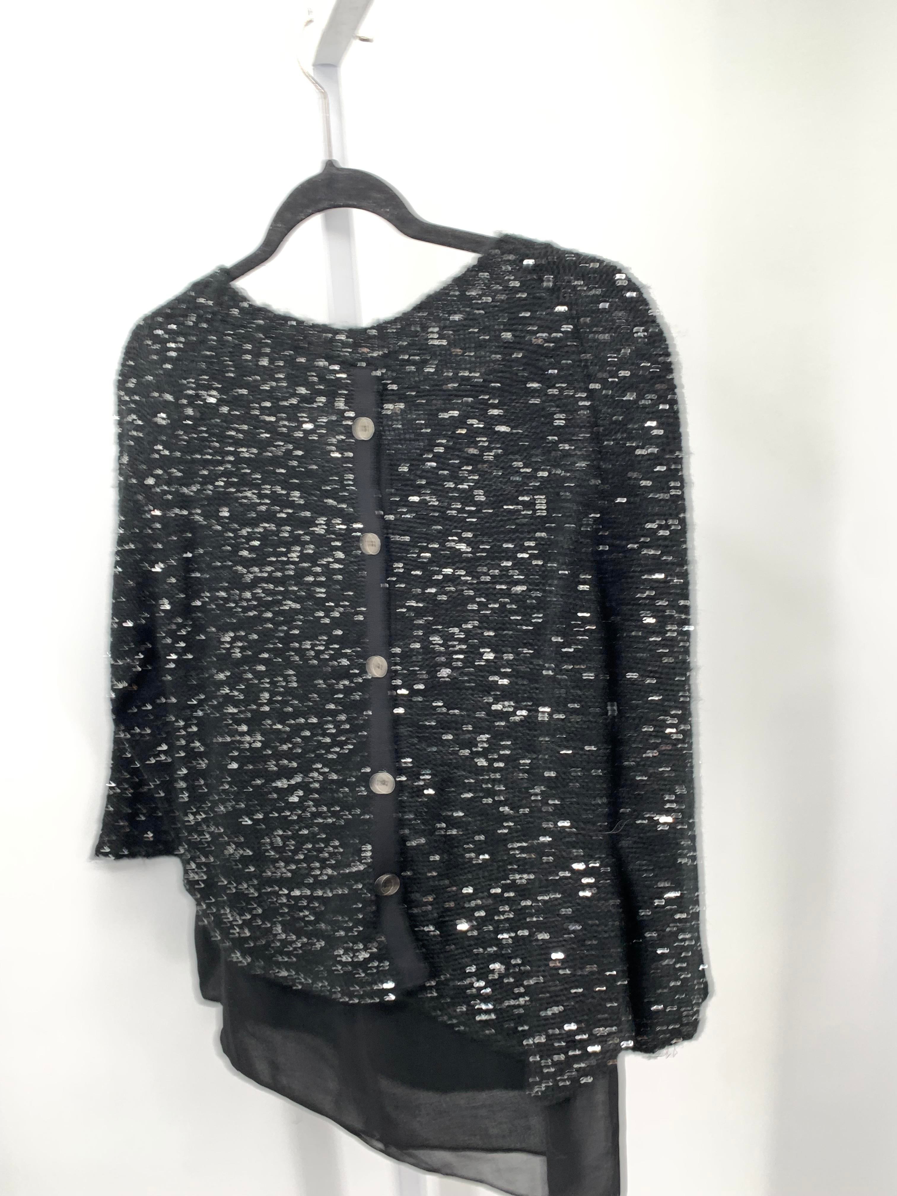 Size Small Misses 3/4 Sleeve Sweater