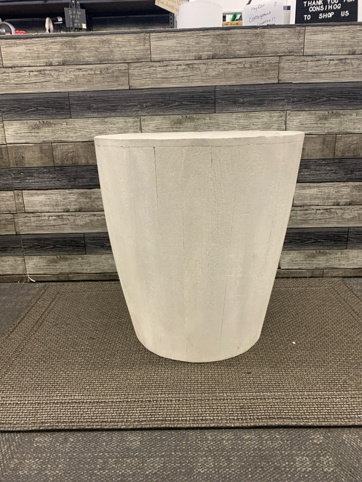 ABSTRACT WHITE WOOD SIDE TABLE.