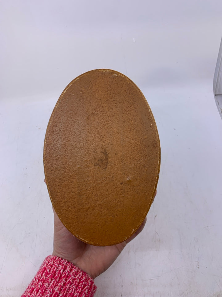 OVAL LIGHT BROWN DECORATIVE BOX W/ CHECKERED RIM.