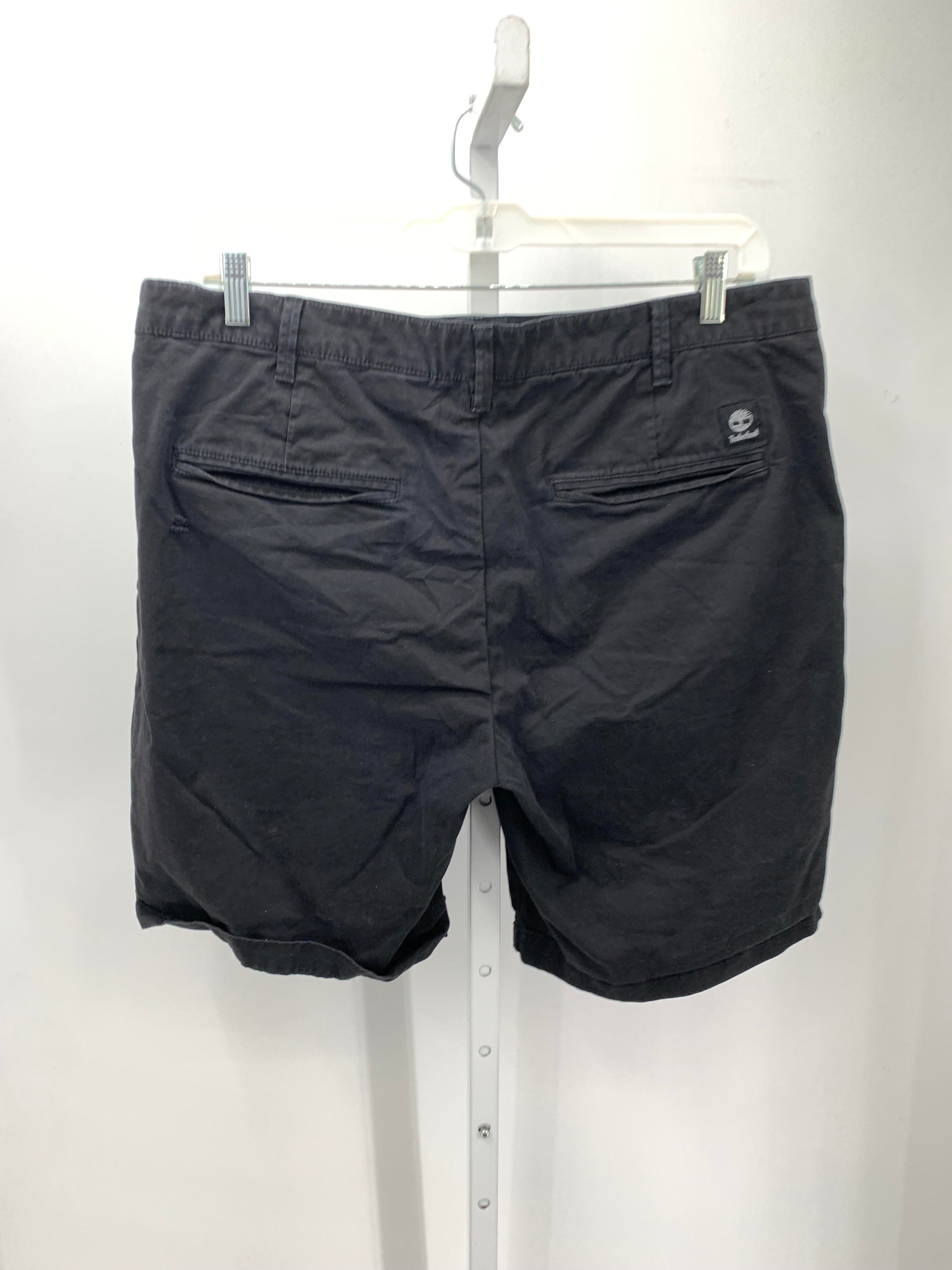 KHAKI SHORTS