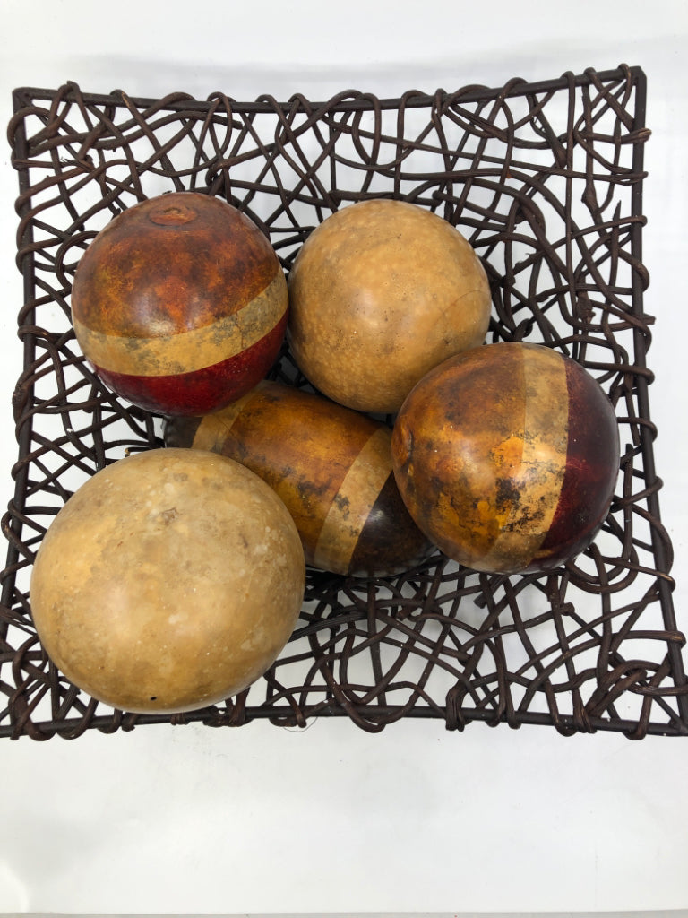 BROWN SQUARE TWIG BOWL W WOOD FILLER BALLS.