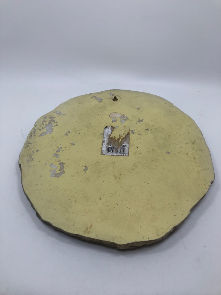 PLASTER SUN/MOON WALL SLATE.