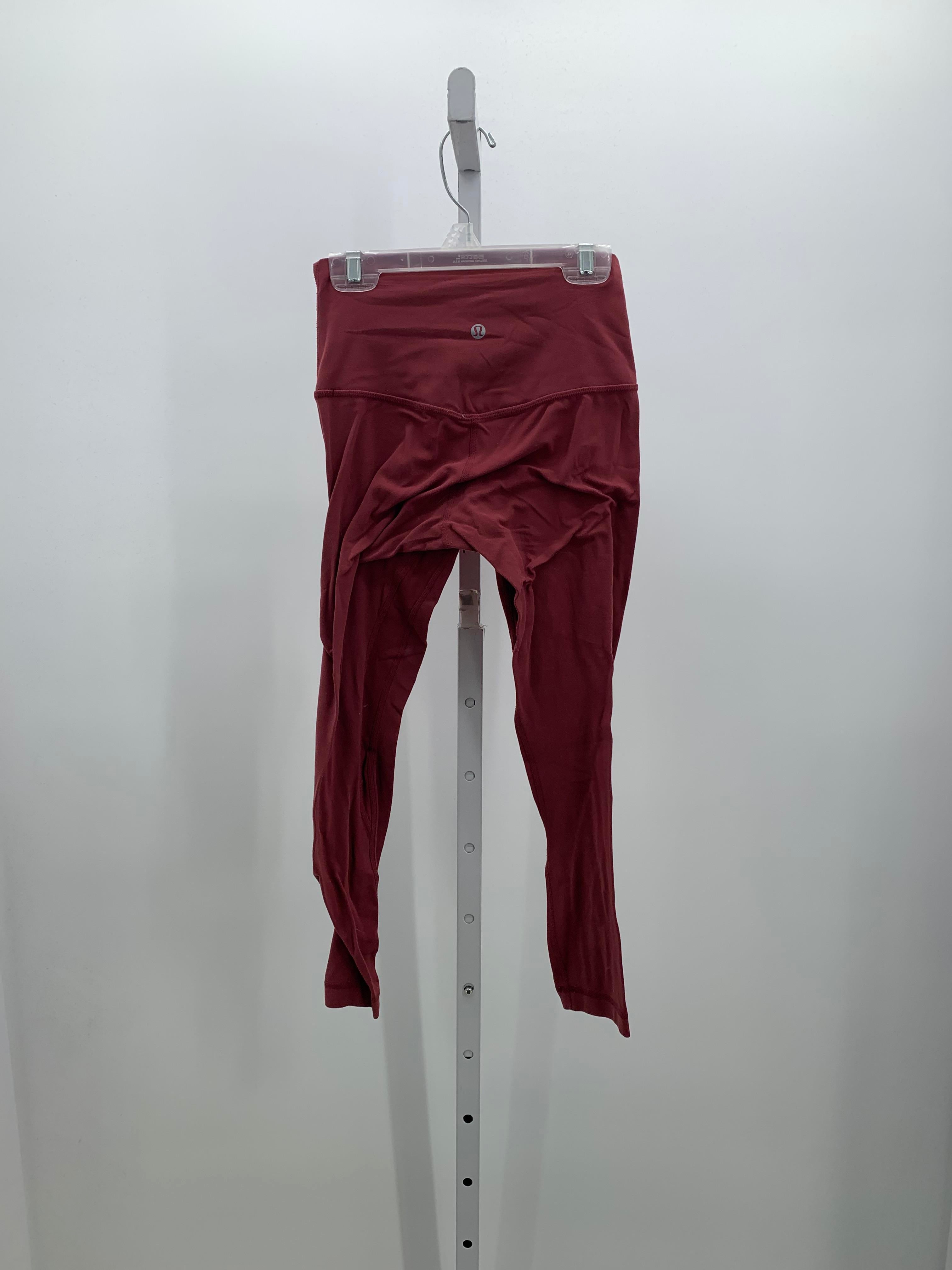 Lululemon Size 4 Misses Capri Pants