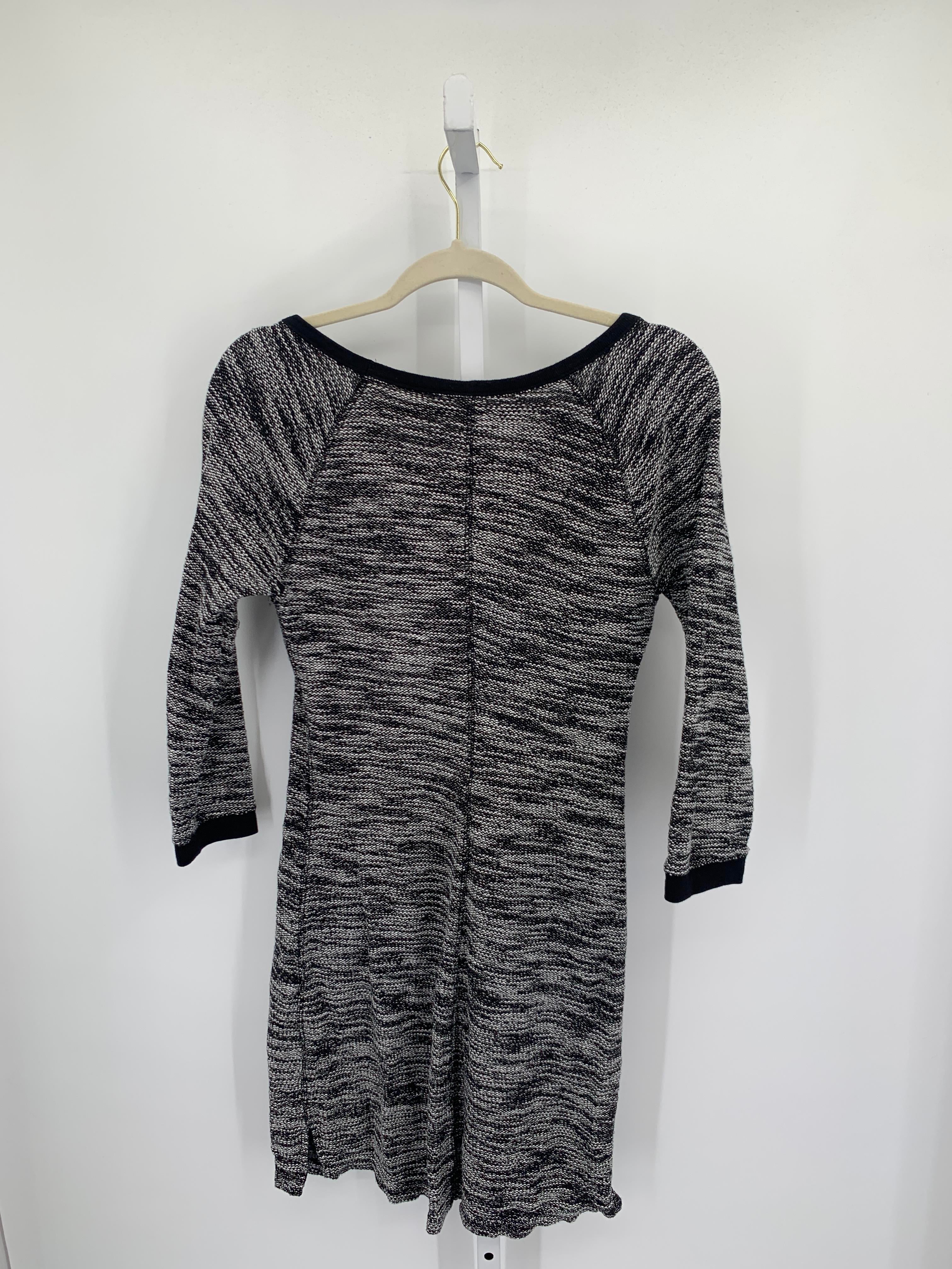 Old Navy Size Small Misses Long Sleeve Dress