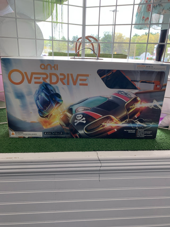 Anki OVERDRIVE Starter Kit IN BOX