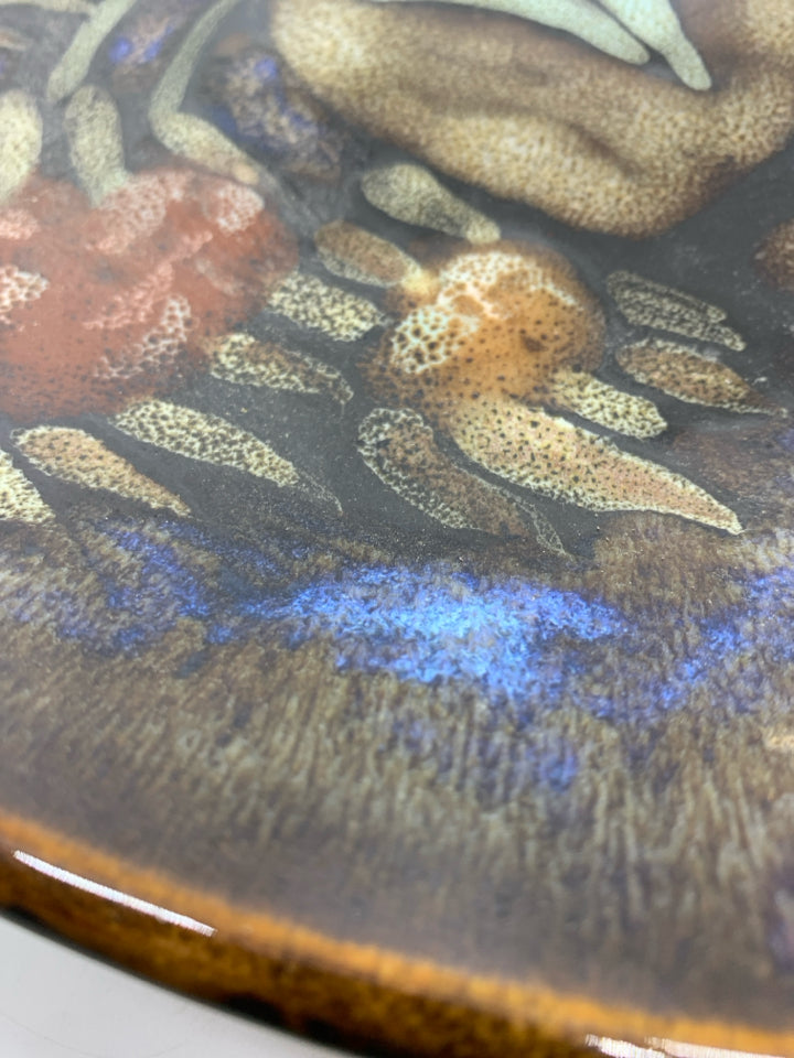 HEAVY BROWN GLAZED CERAMIC PLATE W/FLORAL BOUQUET DESIGN.