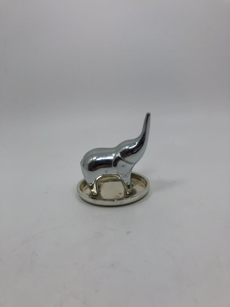 SILVER ELEPHANT RING HOLDER.