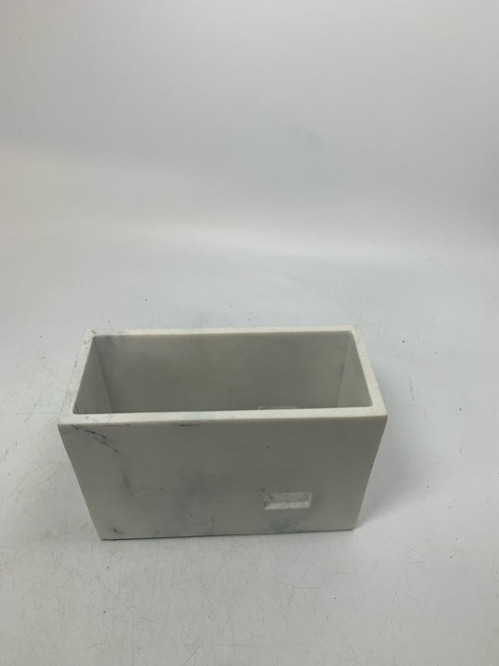 FAUX WHITE MARBLE DIVIDED DESK ORGANIZER.
