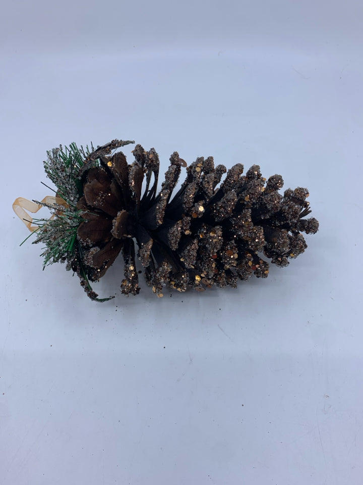 JUMBO PINECONE ORNAMENT.