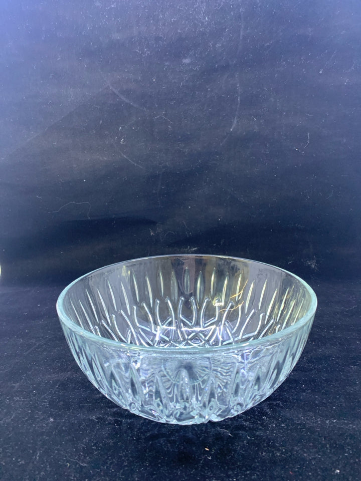 CUT GLASS SERVING BOWL.