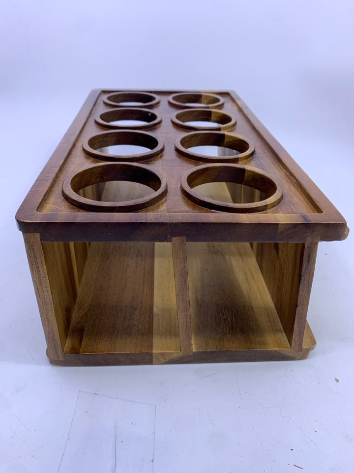 WOODEN SPICE JAR HOLDER.