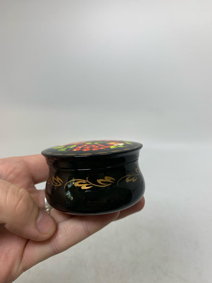 SMALL PAINTED FLOWERS TRINKET BOX MADE IN UKRAINE.